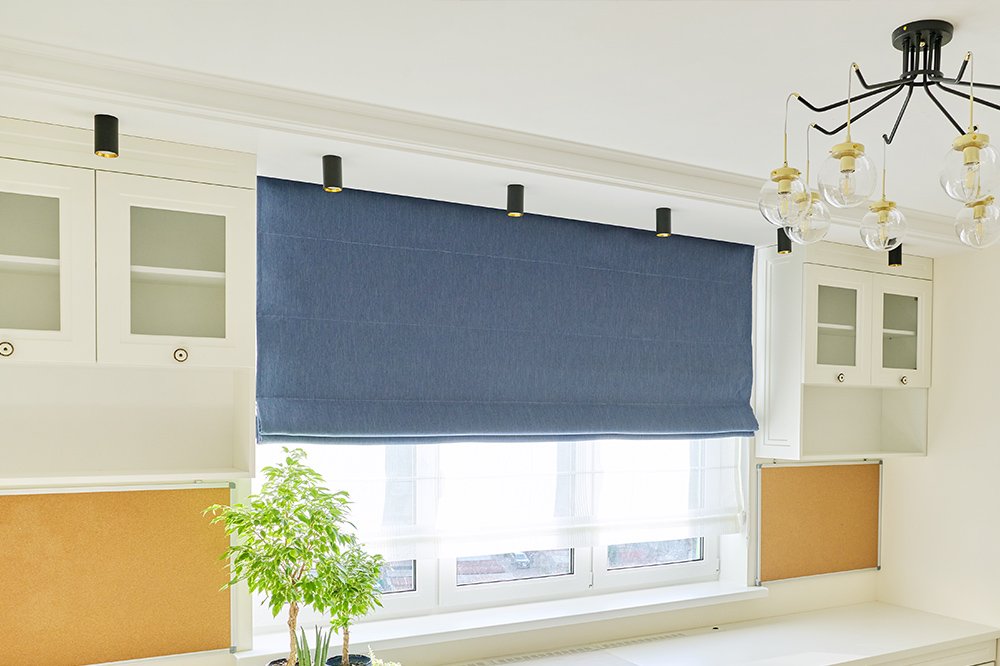 Curtain & Blind Line